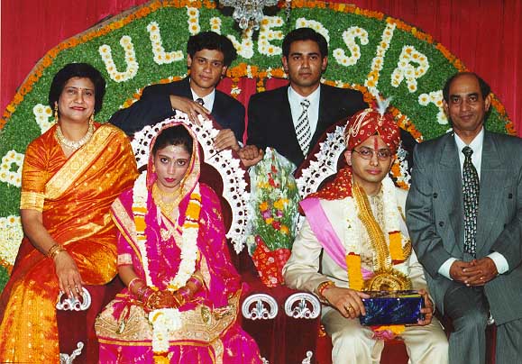 Family  at  sisters  wedding